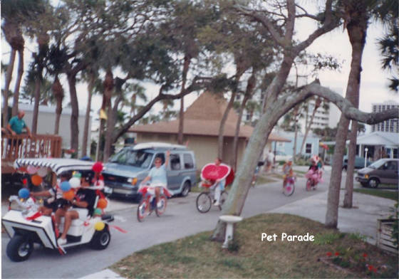 webassets/Mary_Post__Pet_Parade.jpg